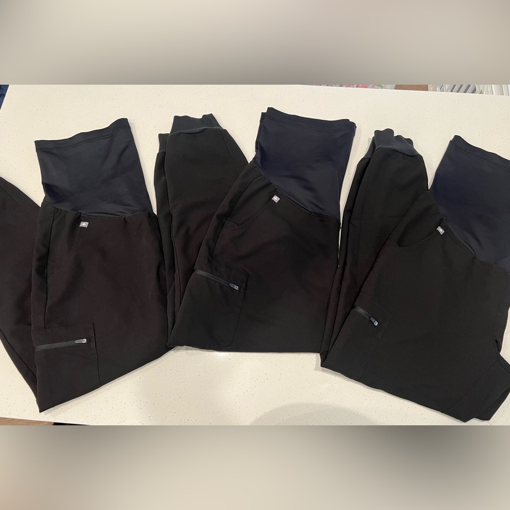 FIGS Maternity Zamora Scrub Pants